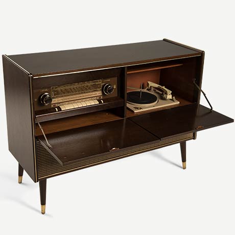 grundig so222 radyolu pikap dolabı resmi