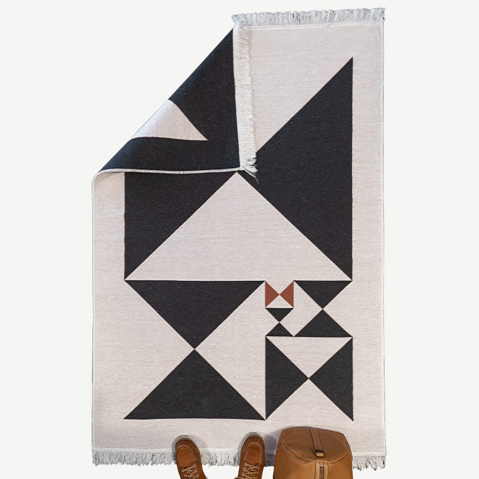 midcentury cross golden ratio kilim serisi resmi