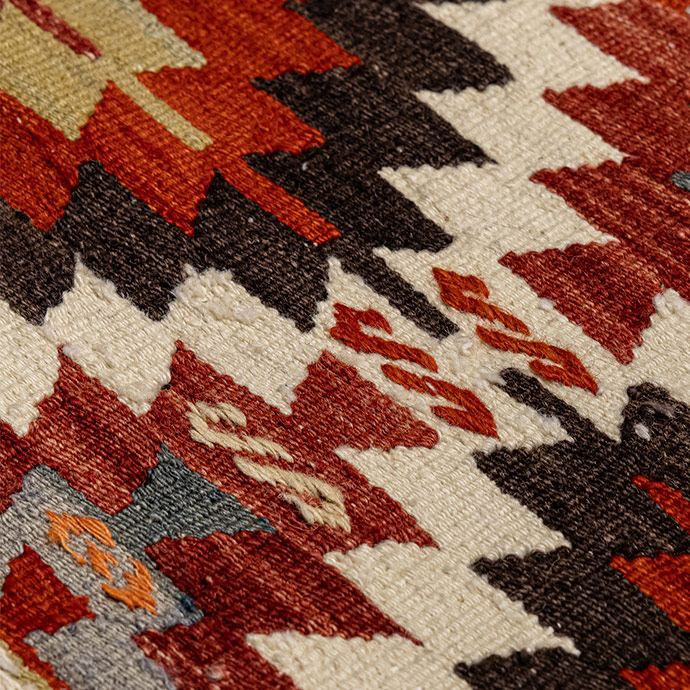 vintage uşak el dokuması kilim 1,87 m2 resmi